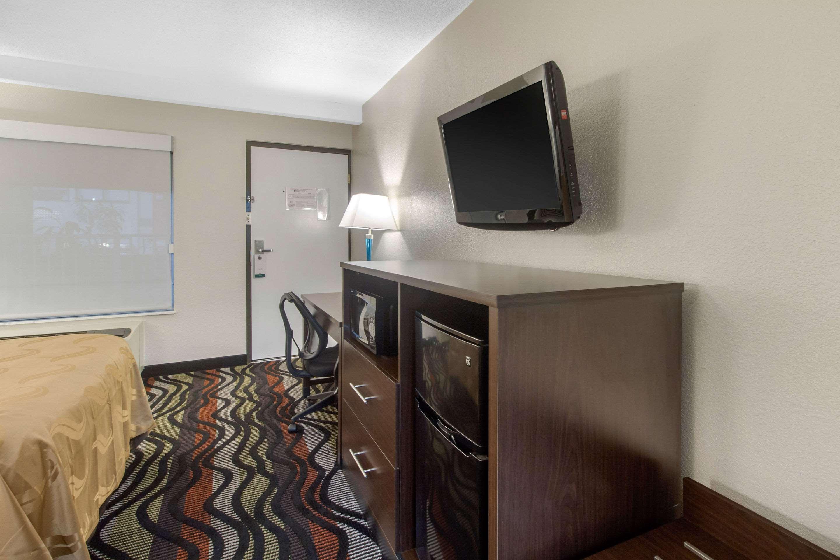 Quality Inn Куквилл Экстерьер фото