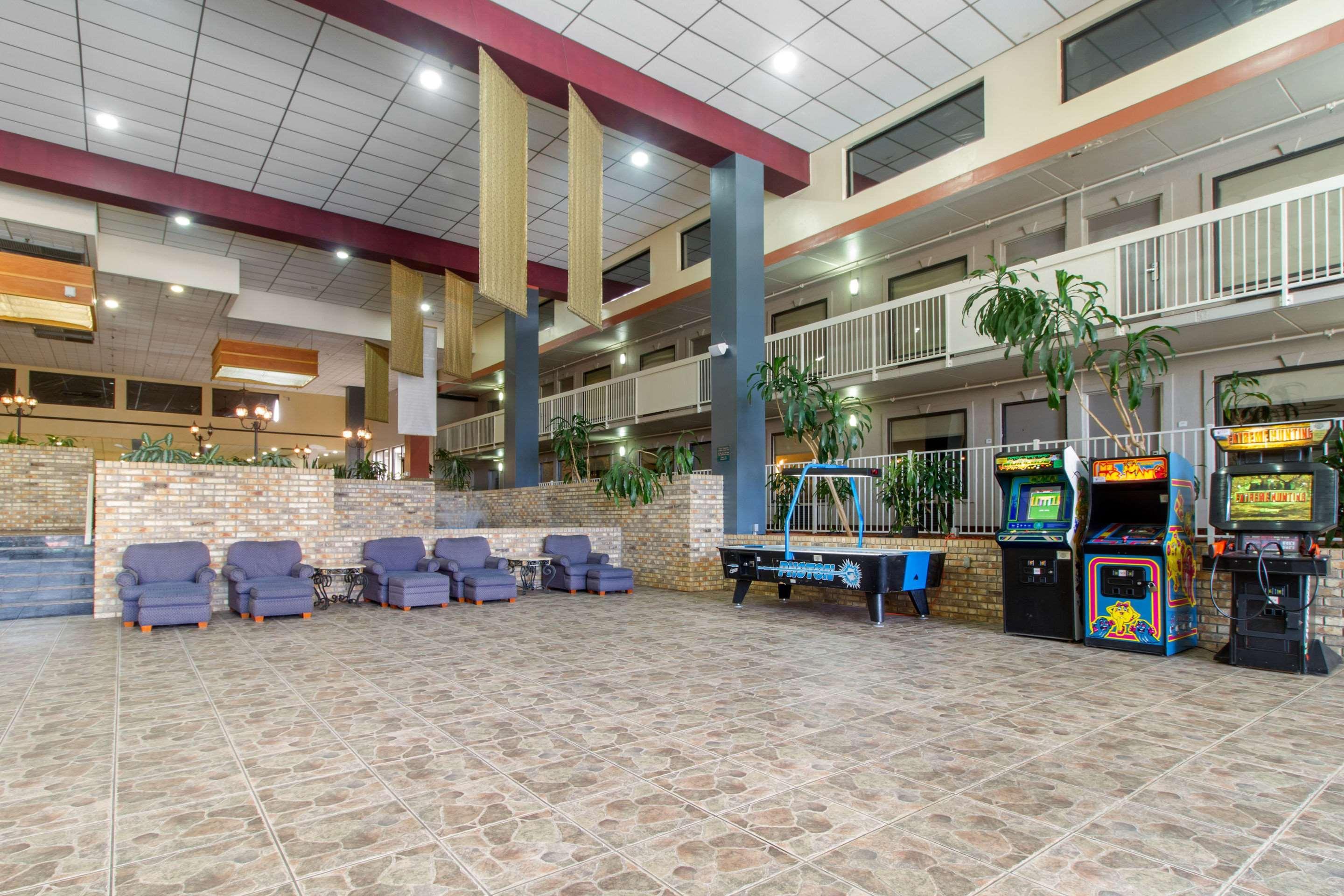 Quality Inn Куквилл Экстерьер фото