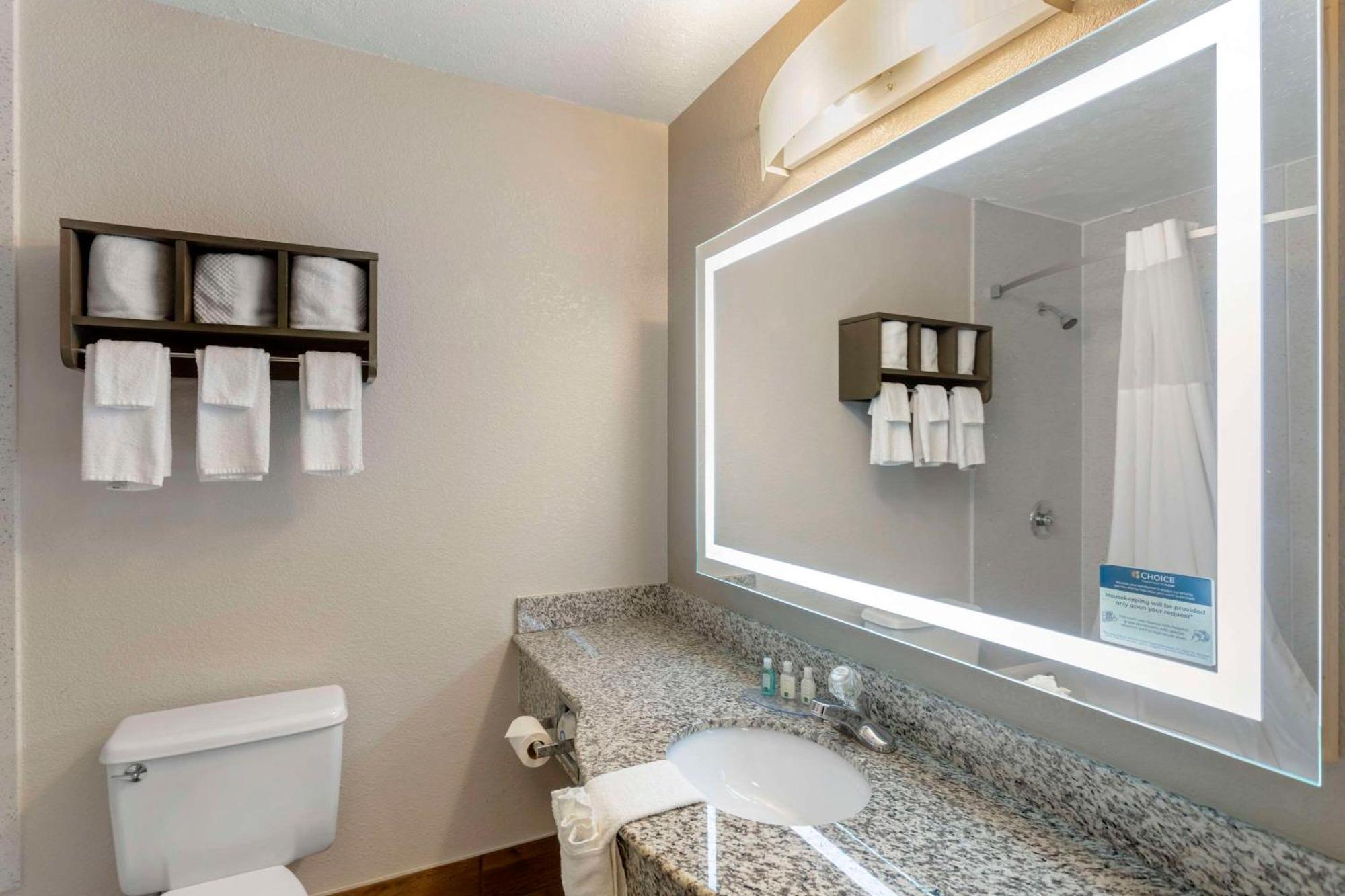 Quality Inn Куквилл Экстерьер фото